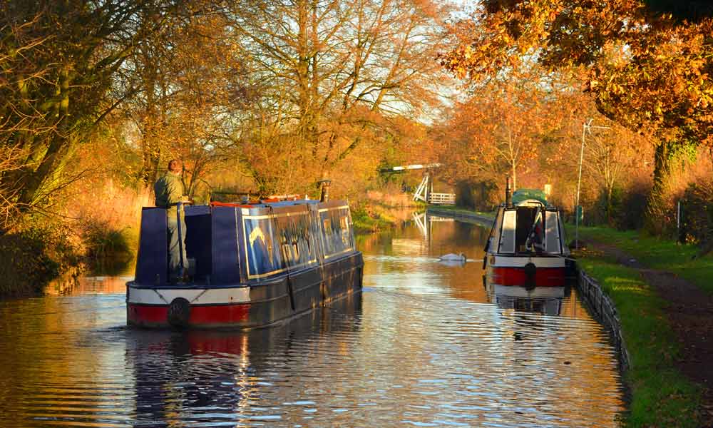 canal boating in autumn on the inland waterways