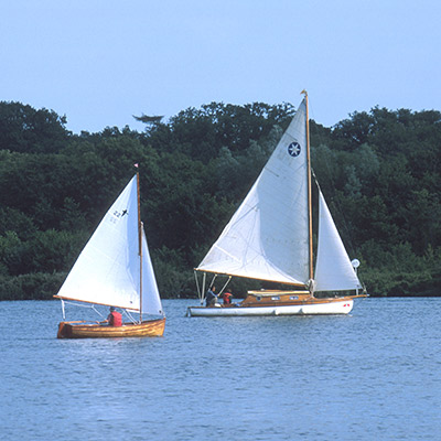 dinghy trail east, Barton Broad